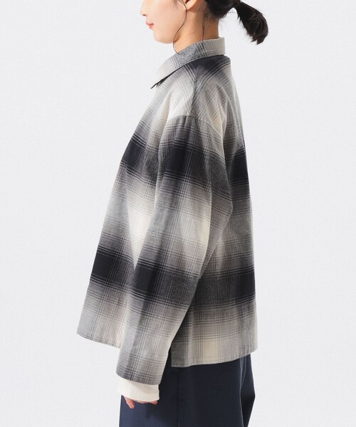 BEAMS BOY(ビームスボーイ)の「ビッグ チェック スモック(シャツ/ブラウス・レディース・ブラック/オレンジ/インディゴブルー・2/1/0/3)」の17枚目の写真