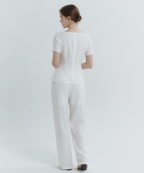MICANE(ミケーネ)の「ラジュリン リネンブラウス-パンツセットアップ(シャツ/ブラウス・レディース・ブラック/アイボリー・1/2/4/3/5)」の3枚目の写真