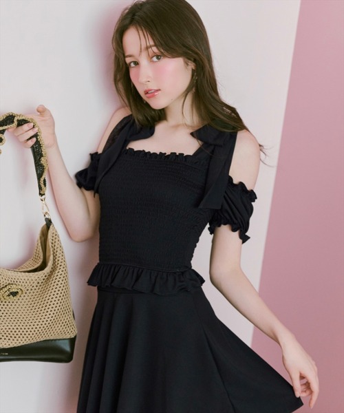 WILLSELECTION(ウィルセレクション)の「シャーリングオフショルスイムウェア(その他・レディース・オフホワイト/ブラック/ピンク・FREE)」の5枚目の写真