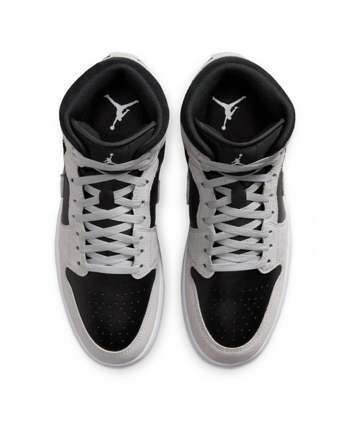 JORDAN BRAND(ジョーダンブランド)の「JORDAN BRAND AIR JORDAN 1 MID / ジョーダンブランド エア ジョーダン 1 MID / NIKE【SP】(スニーカー・メンズ・ライトグレー・27.0cm/26.5cm/26.0cm/25.5cm/30.0cm/29.0cm/28.5cm/28.0cm/27.5cm)」の2枚目の写真