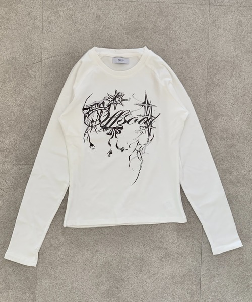 SHEPP(シープ)の「【26年秋冬新作】Y2KサイバーグラフィックラグランロンT(Tシャツ/カットソー・レディース・ブラック/ホワイト・M/L)」の7枚目の写真