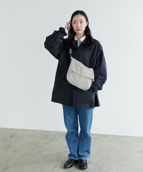 STANDARD SUPPLY(スタンダードサプライ)の「スタンダードサプライ / FLOPPY フロッピー / DRAW STRING SHOULDER M ドローストリングショルダーM(ショルダーバッグ・レディース・アイボリー/ブラック・FREE)」の3枚目の写真