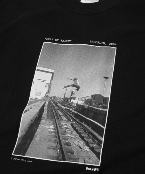 HUF(ハフ)の「TAKING THE LEAP TEE(Tシャツ/カットソー・メンズ・ブラック/ホワイト・L/M/S/XXL/XL)」の8枚目の写真