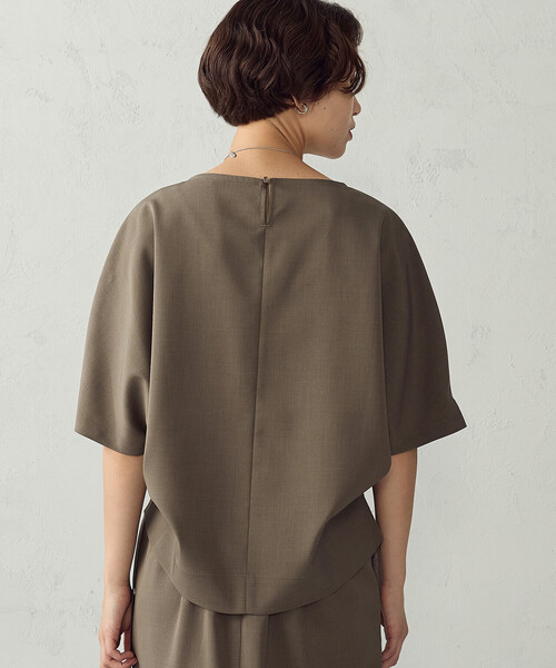 COMME CA ISM(コムサイズム)の「マイクロツイル Tブラウス / セットアップ対応(シャツ/ブラウス・レディース・ブラウン/チャコール・FREE)」の18枚目の写真
