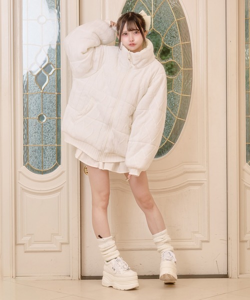 Pal elfy（パルエルフィー）の「ケーブル小花柄リバーシブル中綿（テーラードジャケット・レディース・ピンク/オフホワイト・フリー）」の6枚目の写真