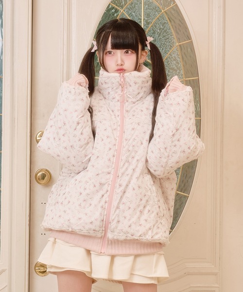 Pal elfy（パルエルフィー）の「ケーブル小花柄リバーシブル中綿（テーラードジャケット・レディース・ピンク/オフホワイト・フリー）」の13枚目の写真