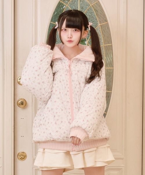 Pal elfy（パルエルフィー）の「ケーブル小花柄リバーシブル中綿（テーラードジャケット・レディース・ピンク/オフホワイト・フリー）」の17枚目の写真