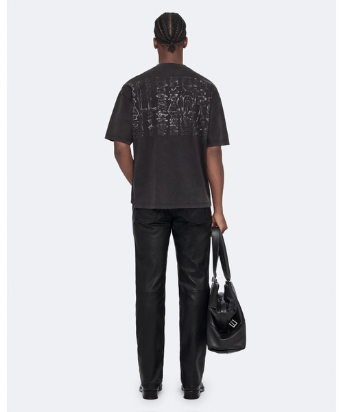 ALLSAINTS(オールセインツ)の「ROLLER RELAXED-FIT GRAPHIC T-SHIRT | ROLLER リラックスフィット グラフィック Tシャツ(Tシャツ/カットソー・メンズ・ブラック・S/XL/L/M/XS)」の4枚目の写真