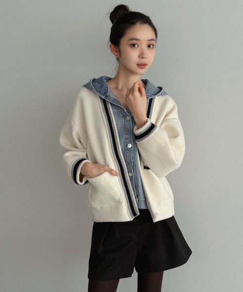 Jewelobe（ジュエローブ）の「デニムドッキング配色ニットカーディガン（カーディガン/ボレロ・レディース・アイボリー/ブラック/ブラウン・FREE）」の16枚目の写真