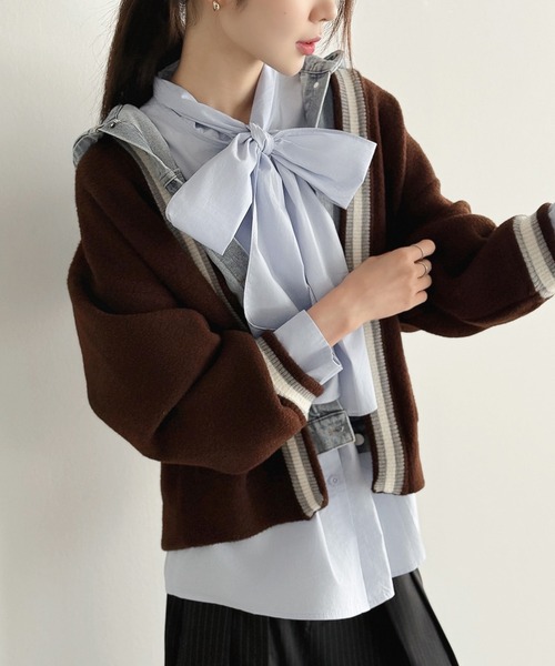 Jewelobe（ジュエローブ）の「デニムドッキング配色ニットカーディガン（カーディガン/ボレロ・レディース・アイボリー/ブラック/ブラウン・FREE）」の10枚目の写真