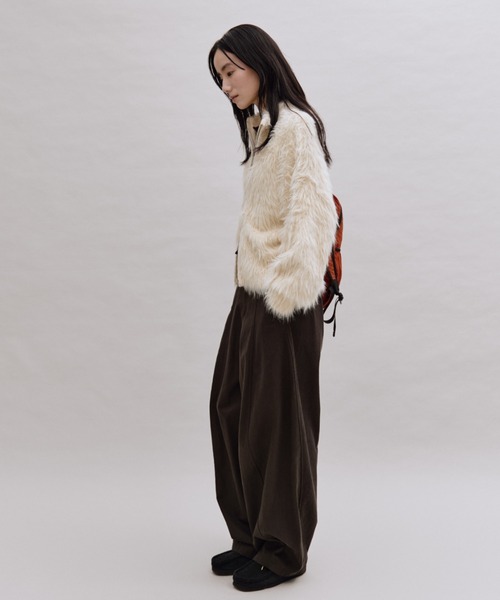 ANF.MUU(アンフムー)の「シャギーダブルジップカーディガン(カーディガン/ボレロ・レディース・アイボリー/ブラウン/チャコールグレー・FREE)」の17枚目の写真