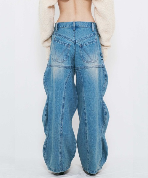 VIAVANDA(ヴィアヴァンダ)の「WAVE DENIM PANTS(デニムパンツ・レディース・ブルー/インディゴブルー・SMALL/MEDIUM)」の4枚目の写真