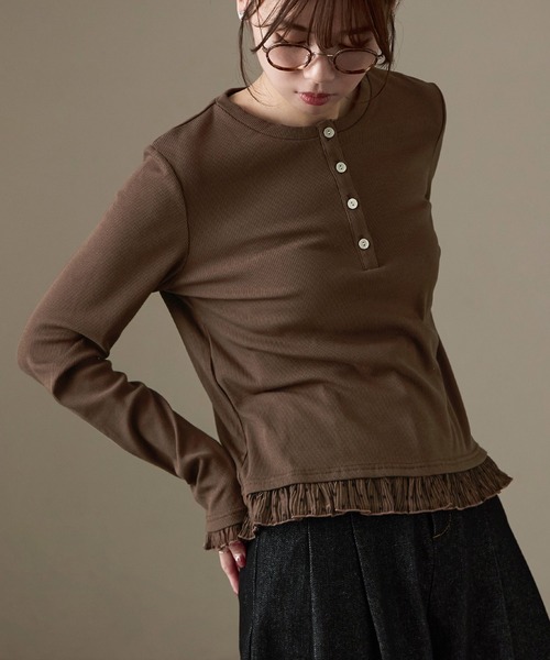 Fashion Letter(ファッションレター)の「フェイクレイヤード テレコ×シアードット ヘンリー長袖カットソー(Tシャツ/カットソー・レディース・アイボリー/ブラック/ブラウン・M)」の13枚目の写真