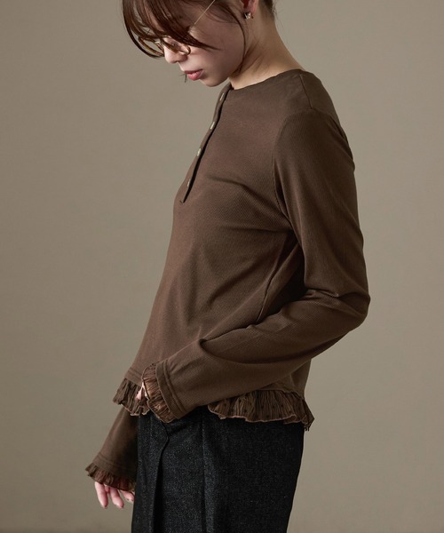 Fashion Letter(ファッションレター)の「フェイクレイヤード テレコ×シアードット ヘンリー長袖カットソー(Tシャツ/カットソー・レディース・アイボリー/ブラック/ブラウン・M)」の17枚目の写真