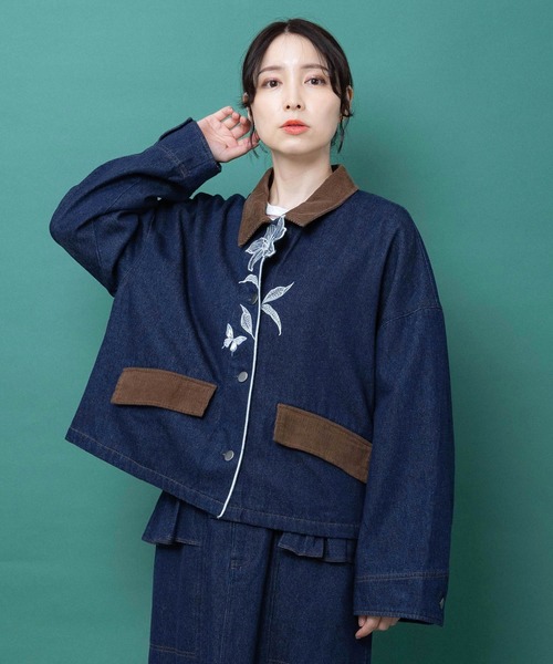 iS ScoLar(イズスカラー)の「563233:デニム×コーデュロイ 花刺繍配色ジャケット(デニムジャケット・レディース・ブラック/ネイビー・M)」の9枚目の写真