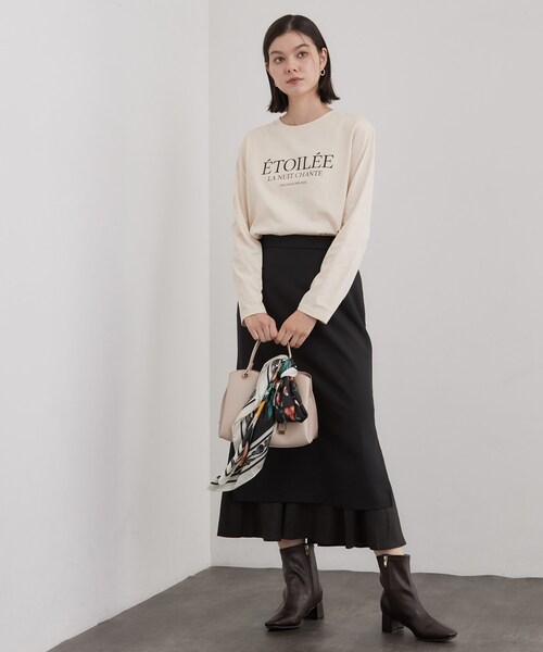 OPAQUE.CLIP(オペークドットクリップ)の「ロゴアソートロングTシャツ【洗濯機OK】(Tシャツ/カットソー・レディース・ホワイト/ブラウン系その他/ライトベージュ・00)」の14枚目の写真