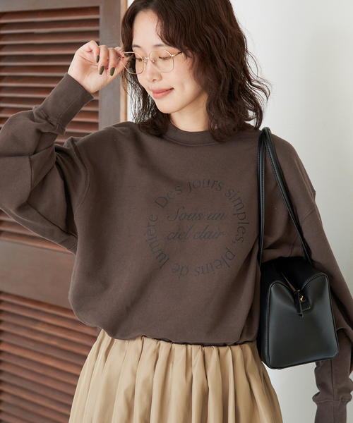 +81BRANCA(ハチイチブランカ)の「+81 BRANCA/ハチイチブランカ ロゴスウェット(スウェット・レディース・アイボリー/レッド/グレー/ブラウン・FREE)」の3枚目の写真
