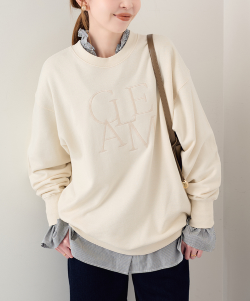 +81BRANCA(ハチイチブランカ)の「+81 BRANCA/ハチイチブランカ ロゴスウェット(スウェット・レディース・アイボリー/レッド/グレー/ブラウン・FREE)」の2枚目の写真