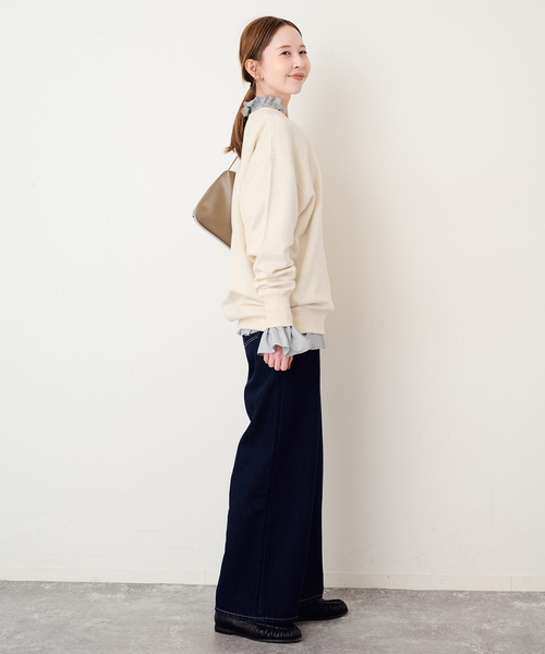 +81BRANCA(ハチイチブランカ)の「+81 BRANCA/ハチイチブランカ ロゴスウェット(スウェット・レディース・アイボリー/レッド/グレー/ブラウン・FREE)」の16枚目の写真
