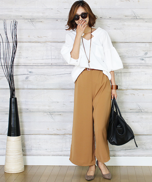 reca(レカ)の「【reca大人気アイテム】大人Vネックバルーンスリーブブラウス(シャツ/ブラウス・レディース・ネイビー/ラベンダー/シルバー系その他/ブラック/オフホワイト/ダークグリーン/ボルドー/キャメル・FREE)」の22枚目の写真