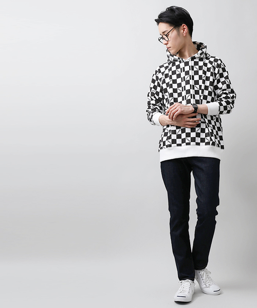 WEGO(ウィゴー)の「WEGO/チェッカー総柄プルパーカー(パーカー・メンズ・レッド/ブラック・MEDIUM/LARGE)」の5枚目の写真