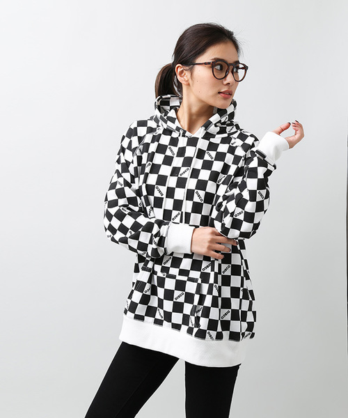 WEGO(ウィゴー)の「WEGO/チェッカー総柄プルパーカー(パーカー・メンズ・レッド/ブラック・MEDIUM/LARGE)」の10枚目の写真