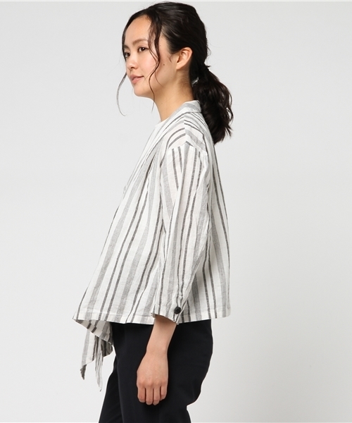 LBC（エルビーシー）の「リネンコットンジャケット（その他アウター・レディース・ライトグレー/オフホワイト・MEDIUM/LARGE）」の5枚目の写真