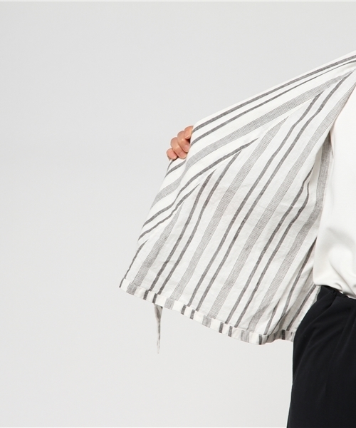 LBC（エルビーシー）の「リネンコットンジャケット（その他アウター・レディース・ライトグレー/オフホワイト・MEDIUM/LARGE）」の3枚目の写真