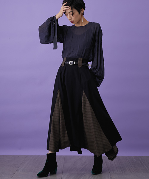 STUDIOUS(ステュディオス)の「マイクロシフォンボリュームスリーブブラウス(シャツ/ブラウス・レディース・ホワイト/ネイビー/バーガンディー・1/0)」の14枚目の写真