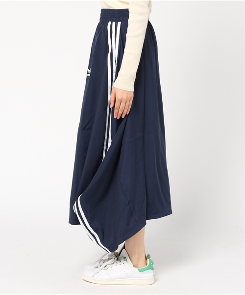 adidas（アディダス）の「【adicolor】 スカート [3 STRIPES LONG  