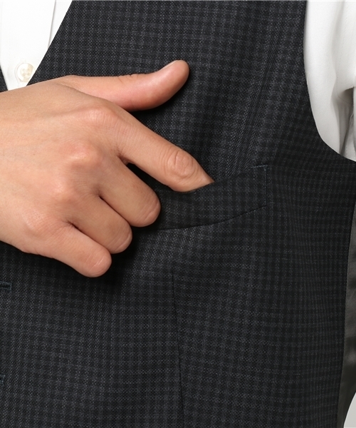 THE SUIT COMPANY（ザ・スーツカンパニー）の「＜FORMAL＞『CERIMONIA』リバーシブルジレ（ベスト・メンズ・ブラック×グレー・S/LL/M/L/SS）」の3枚目の写真