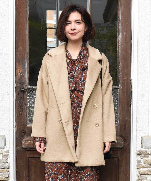 Luz Llena（ラズレナ）の「オーバーサイズダブルプレストコート（チェスターコート・レディース・ブラック/グレイッシュベージュ/ブラウン・MEDIUM）」の5枚目の写真