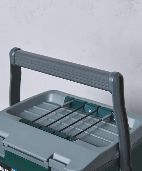 STANLEY（スタンレー）の「＜STANLEY（スタンレー）＞ クーラーボックス6.6L（アウトドアグッズ・レディース・ホワイト/ケリー・FREE）」の3枚目の写真