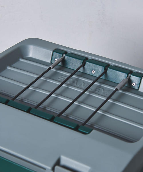 STANLEY（スタンレー）の「＜STANLEY（スタンレー）＞ クーラーボックス6.6L（アウトドアグッズ・レディース・ホワイト/ケリー・FREE）」の9枚目の写真