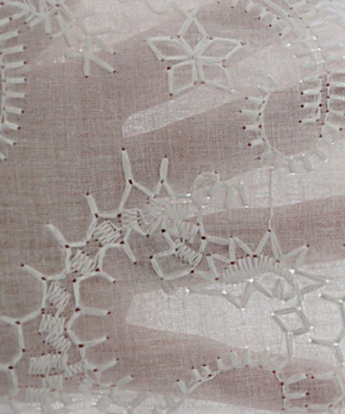 antiqua（アンティカ）の「ペイズリー柄刺繍ブラウス（シャツ/ブラウス・レディース・オフホワイト/ブラック・FREE）」の4枚目の写真