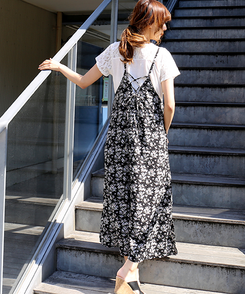 n'ee-ne（ネーネ）の「レース切り替えTシャツ+キャミワンピース（ワンピース・レディース・ブラック/ネイビー/ドット/キナリ/パープル・M/L）」の3枚目の写真