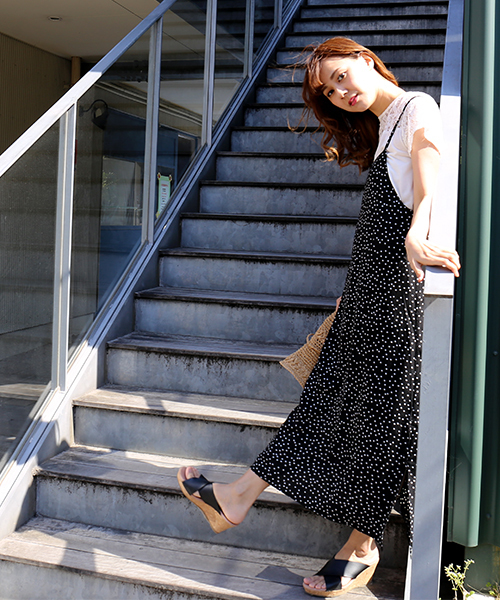 n'ee-ne（ネーネ）の「レース切り替えTシャツ+キャミワンピース（ワンピース・レディース・ブラック/ネイビー/ドット/キナリ/パープル・M/L）」の9枚目の写真