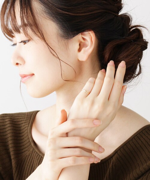 COCOSHNIK(ココシュニック)の「K10クロッシングライン ピンキーリング(リング・レディース・ホワイト系その他7・5号/3号/1号)」の8枚目の写真