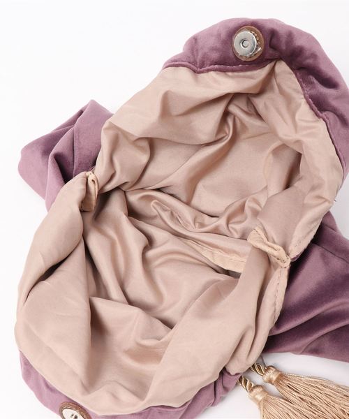 natural couture(ナチュラルクチュール)の「べっ甲ハンドルトートバッグ(ショルダーバッグ・レディース・ベージュ/パープル/レオパード/その他11・FREE)」の8枚目の写真