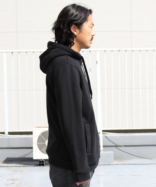 Guess（ゲス）の「GUESS/ゲス L/SLV HOODIES トライアングルロゴパッチ プルオーバーパーカー（パーカー・メンズ・グリーン/ブラック/グレー・M/L/XL）」の21枚目の写真