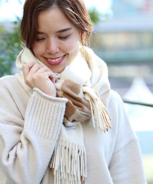 reca(レカ)の「カシミアストール リヨン(ストール/ショール・レディース・A・FREE)」の7枚目の写真