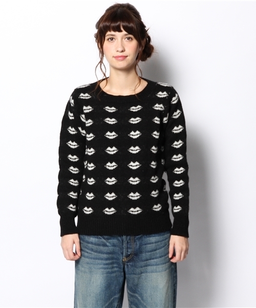 Ray BEAMS（レイビームス）の「Ce Forsyth / リップ柄ニット（ニット/セーター・レディース・ブラック/レッド・ONE SIZE）」の3枚目の写真