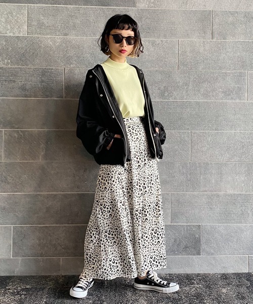 PAGEBOY（ページボーイ）の「ハイネックボリュームニットSS（ニット/セーター・レディース・ベージュ/オフホワイト/ブルー系その他/レモンイエロー/ブラック・FREE）」の9枚目の写真