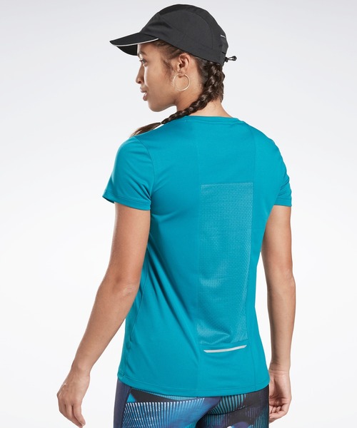 Reebok(リーボック)の「ランニング エッセンシャルズ スピードウィック Tシャツ / Running Essentials Speedwick Tee(Tシャツ/カットソー・レディース・ブラック/バイオレット/ブルー・X-LARGE/MEDIUM/SMALL/LARGE)」の4枚目の写真