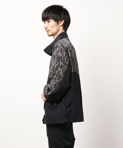 RATTLE TRAP(ラトルトラップ)の「Champion FULL ZIP JACKET C3-R606(ブルゾン・メンズ・ブラック/レッド/ブルー・M/L)」の4枚目の写真