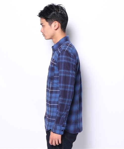 WEGO（ウィゴー）の「WEGO/クレイジーチェックネルシャツ（シャツ/ブラウス・メンズ・ブルー/レッド・LARGE/MEDIUM）」の4枚目の写真