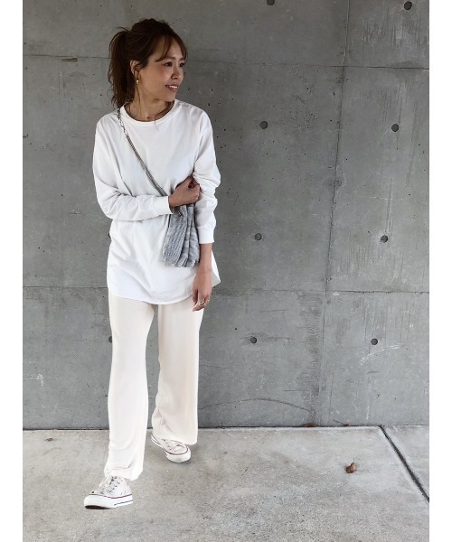 ulu(ウル)の「Sweat relax wide pants(その他パンツ・レディース・ブラック/アイボリー・FREE)」の3枚目の写真
