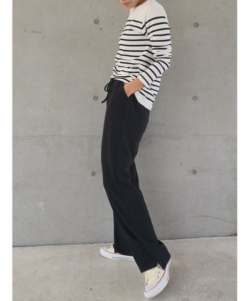 ulu(ウル)の「Sweat relax wide pants(その他パンツ・レディース・ブラック/アイボリー・FREE)」の7枚目の写真
