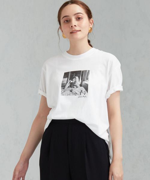 green label relaxing（グリーンレーベルリラクシング）の「[ 別注 ] [ グッドロックスピード ] SC Good Rock Speed × GLR ROBERTA BAYLEY ショートスリーブ Tシャツ（Tシャツ/カットソー・レディース・ブラック/その他1/ホワイト・FREE）」の3枚目の写真