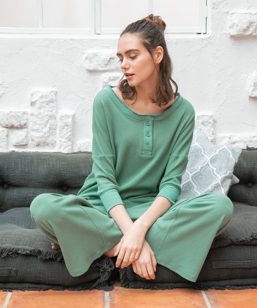 bijorie（ビジュリィ）の「インスタ企画／セットアップ（ルームウェア/パジャマ・レディース・ホワイト系その他/チャコールグレー/グリーン・FREE）」の3枚目の写真